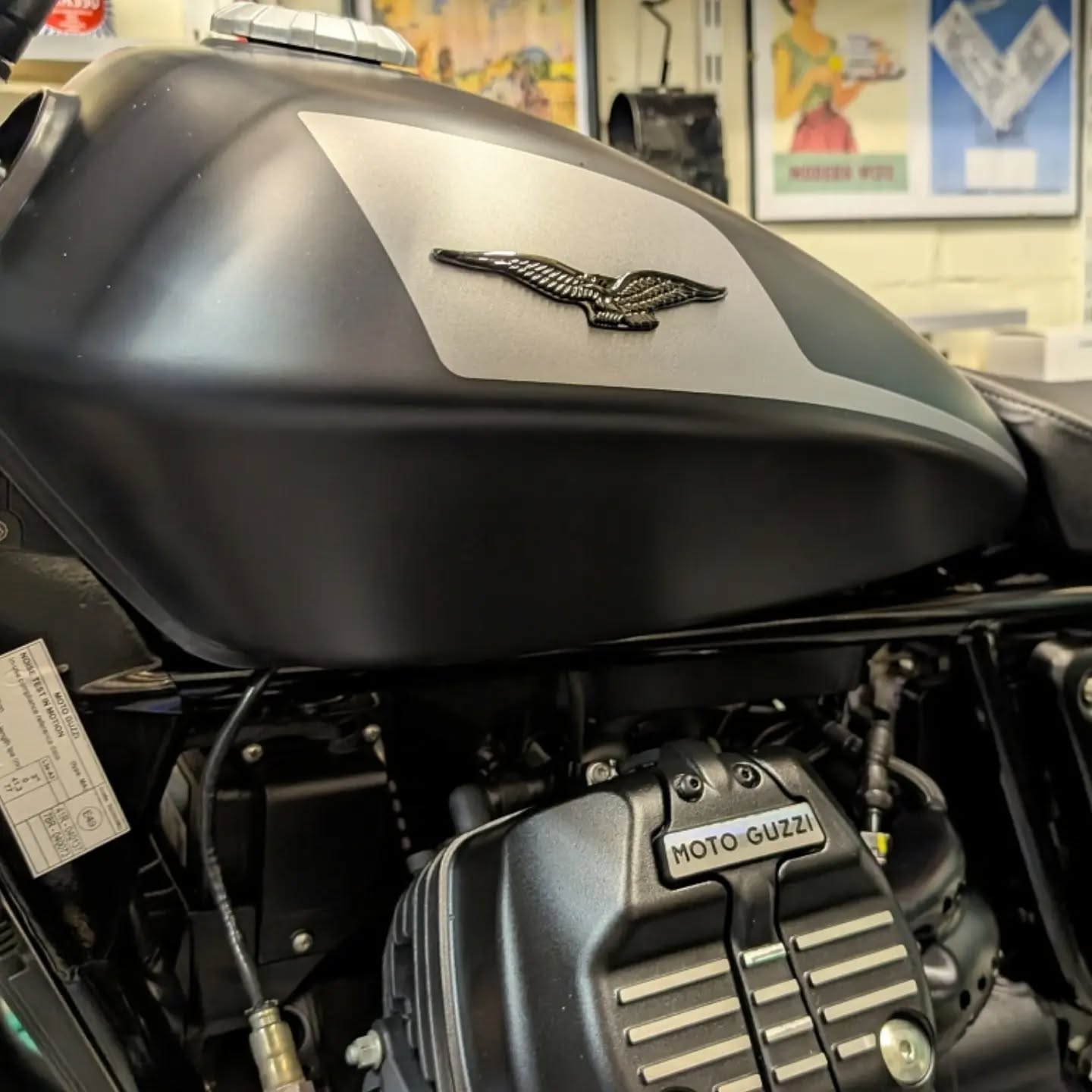 Moto Guzzi V9 Bobber #motoguzziv9bobber #guzzi #bobber #motorcycleart #v9